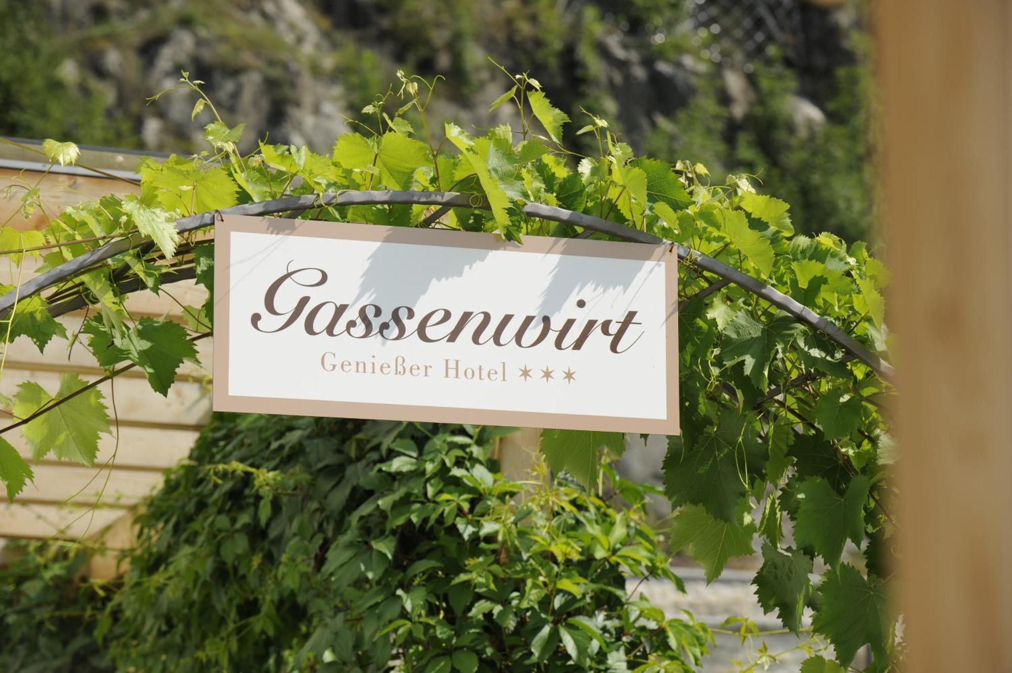 Hotel Gassenwirt Chienes Exterior photo
